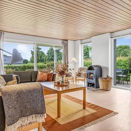 Tolke - 400m From The Sea By Interhome Hejls